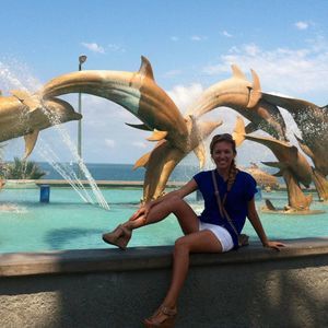 Meet your Posher, Liz